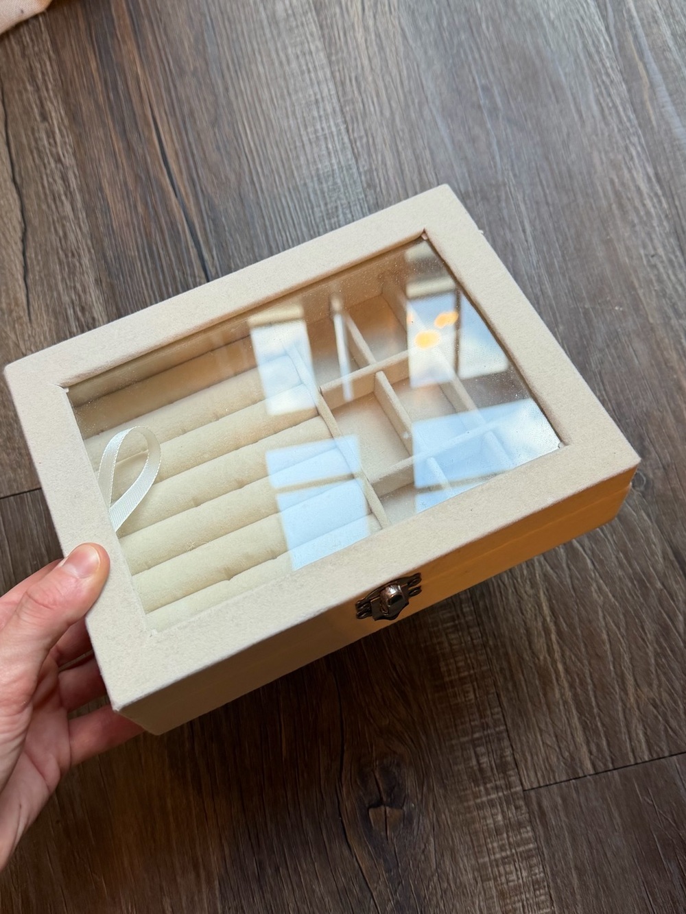 Cream Jewelry Organizer Box